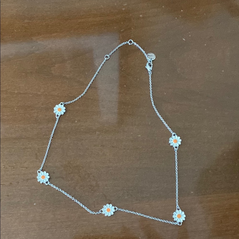 Pura Vida Daisy  Chain Silver Necklace